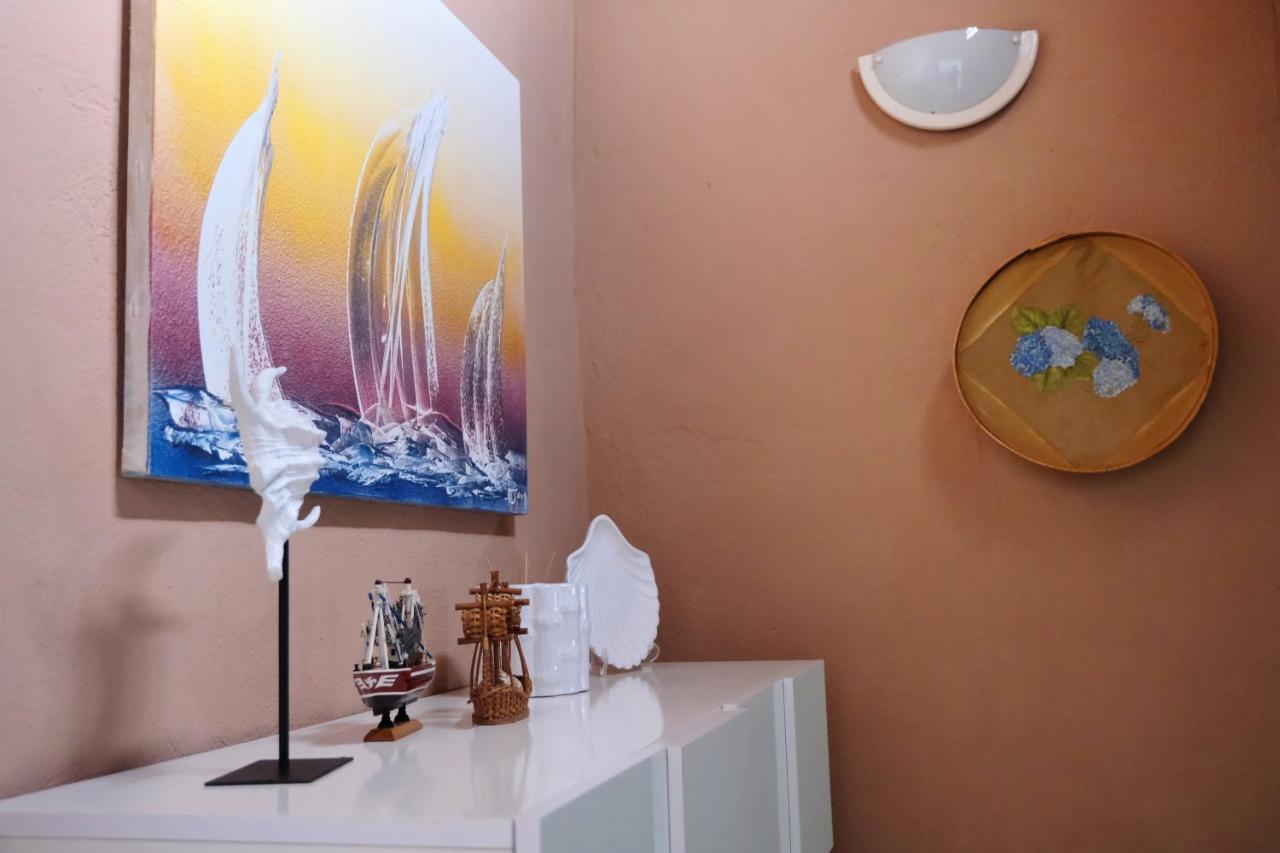 מוסטיירוס Magnolia - Casa Com Dois Quartos Junto Ao Mar - Renovada Em 2023 מראה חיצוני תמונה